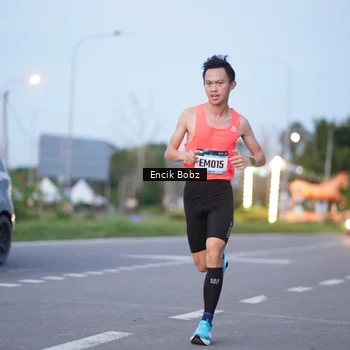Runner Photo 9144995