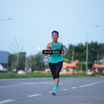 Runner Photo 9145034