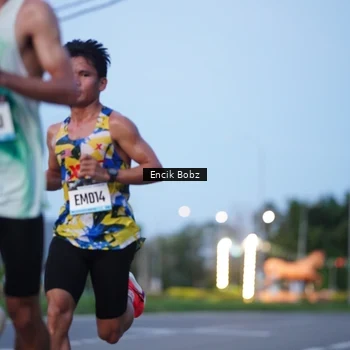 Runner Photo 9145057