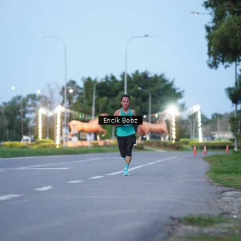 Runner Photo 9145059