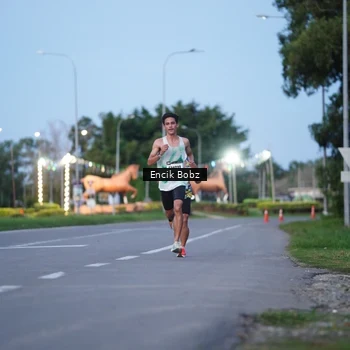 Runner Photo 9145094