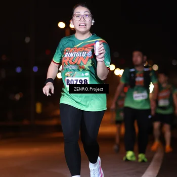 Runner Photo 9145315