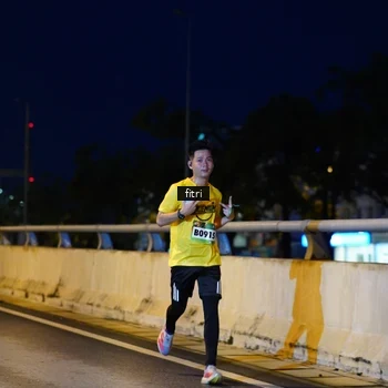 Runner Photo 9145446