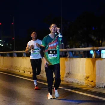 Runner Photo 9145601
