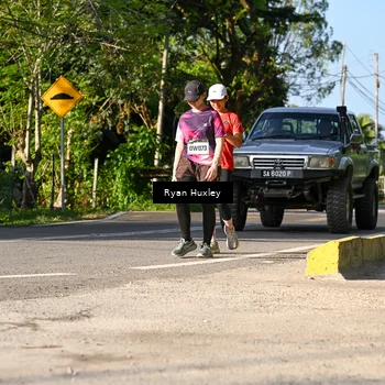 Runner Photo 9145704