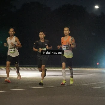 Runner Photo 9145998