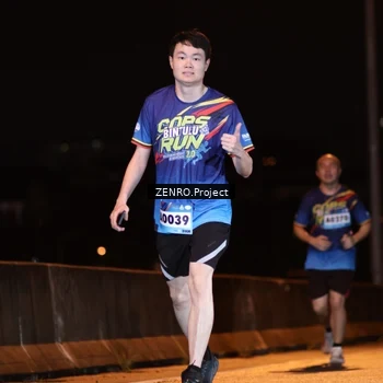 Runner Photo 9146010