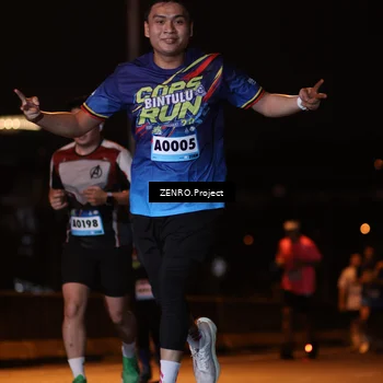 Runner Photo 9146393