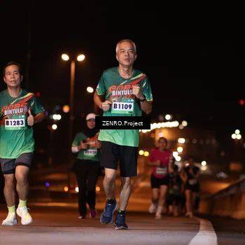 Runner Photo 9146494