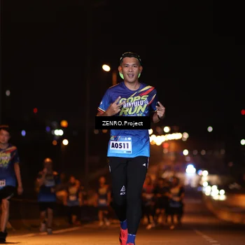 Runner Photo 9146902
