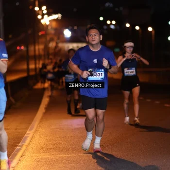Runner Photo 9147129