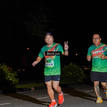 Runner Photo 9147194