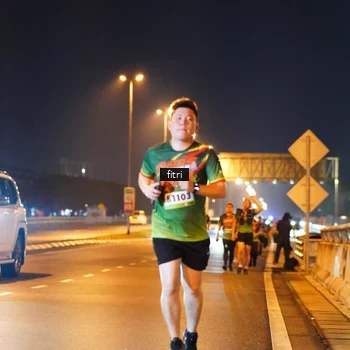 Runner Photo 9148578