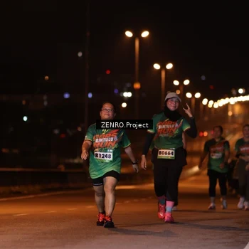 Runner Photo 9148624