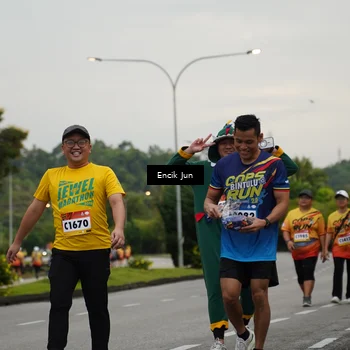 Runner Photo 9148806