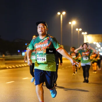 Runner Photo 9150098