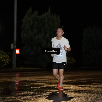 Runner Photo 9150576