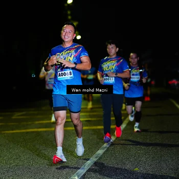 Runner Photo 9150649