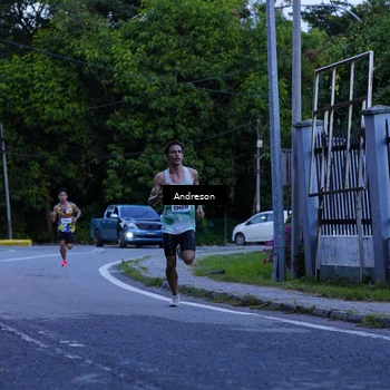 Runner Photo 9151503