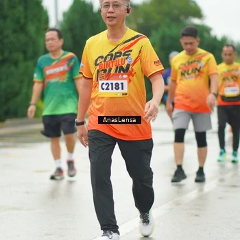 Runner Photo 9151533