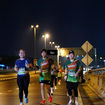 Runner Photo 9152001
