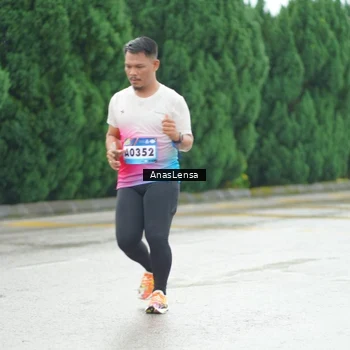 Runner Photo 9152275