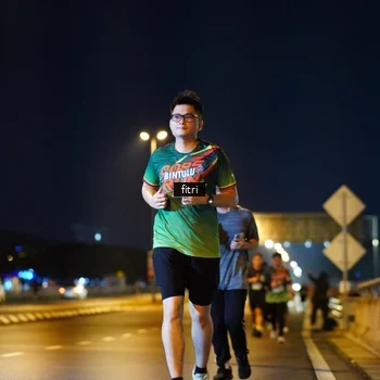 Runner Photo 9152812