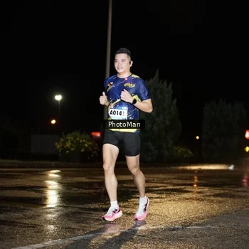 Runner Photo 9152818