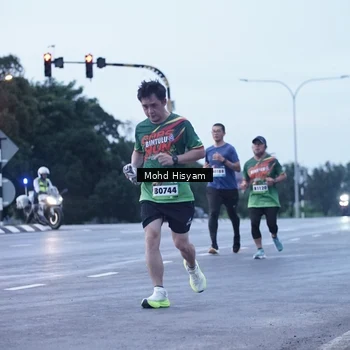 Runner Photo 9152929