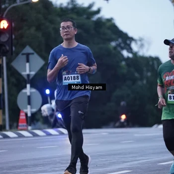 Runner Photo 9152945