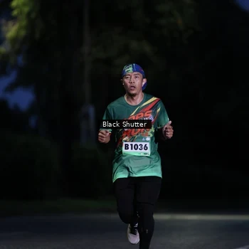 Runner Photo 9153028