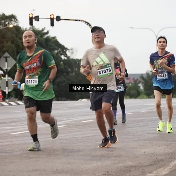 Runner Photo 9153035