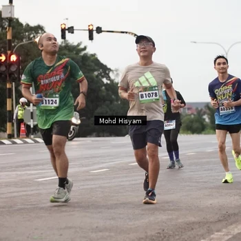 Runner Photo 9153039