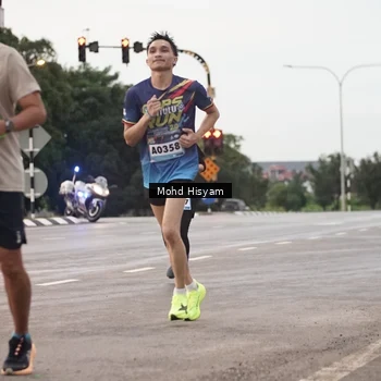 Runner Photo 9153069