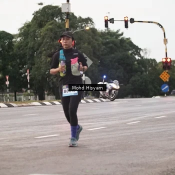 Runner Photo 9153105