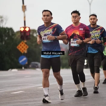 Runner Photo 9153124
