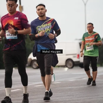 Runner Photo 9153154