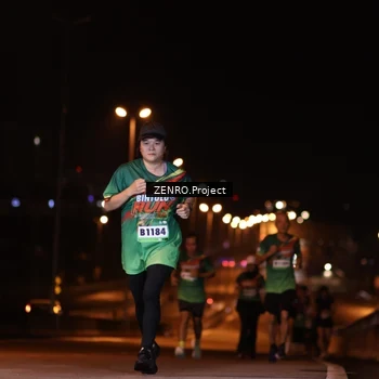 Runner Photo 9153169