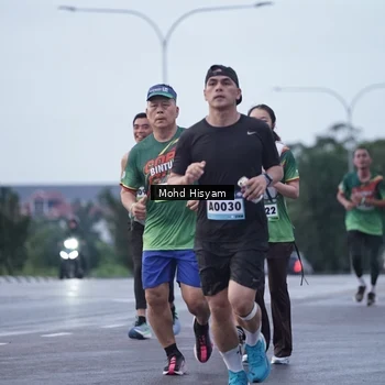 Runner Photo 9153236