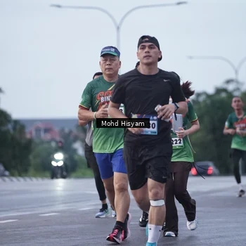 Runner Photo 9153250