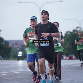 Runner Photo 9153252
