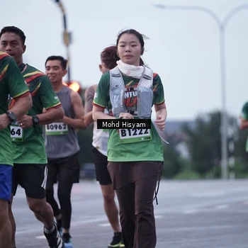 Runner Photo 9153294