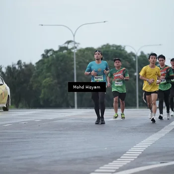 Runner Photo 9154936