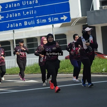 Runner Photo 9155043