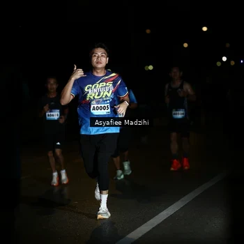 Runner Photo 9155050