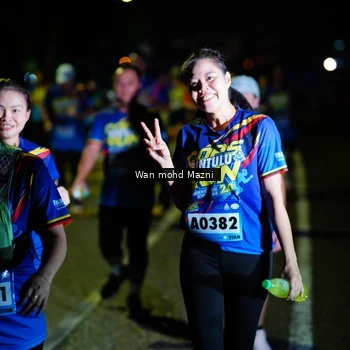 Runner Photo 9155051