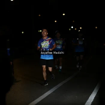 Runner Photo 9155088