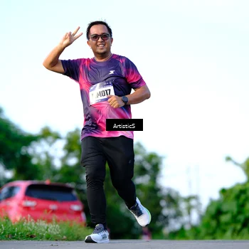 Runner Photo 9155412