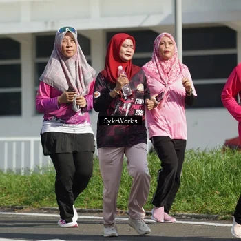 Runner Photo 9156123