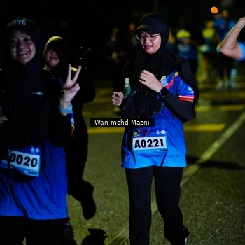 Runner Photo 9156142
